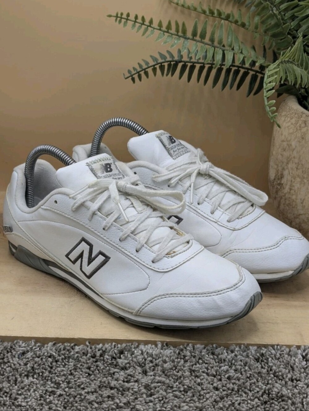New Balance 450 Women's Size 9 Running Shoes Leather Casual Walking Comfort